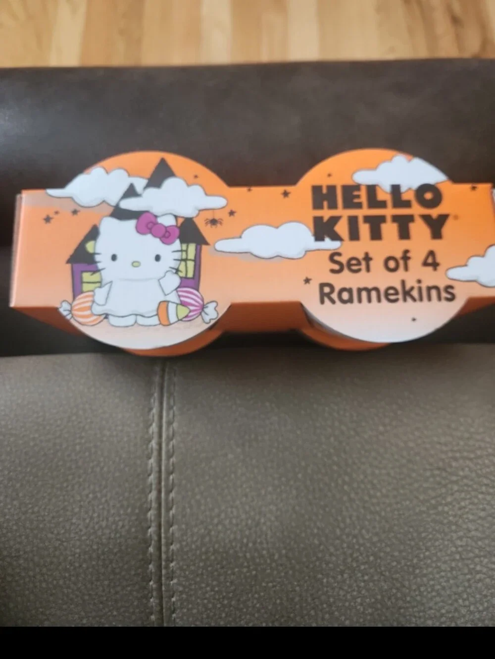 Sanrio cute white